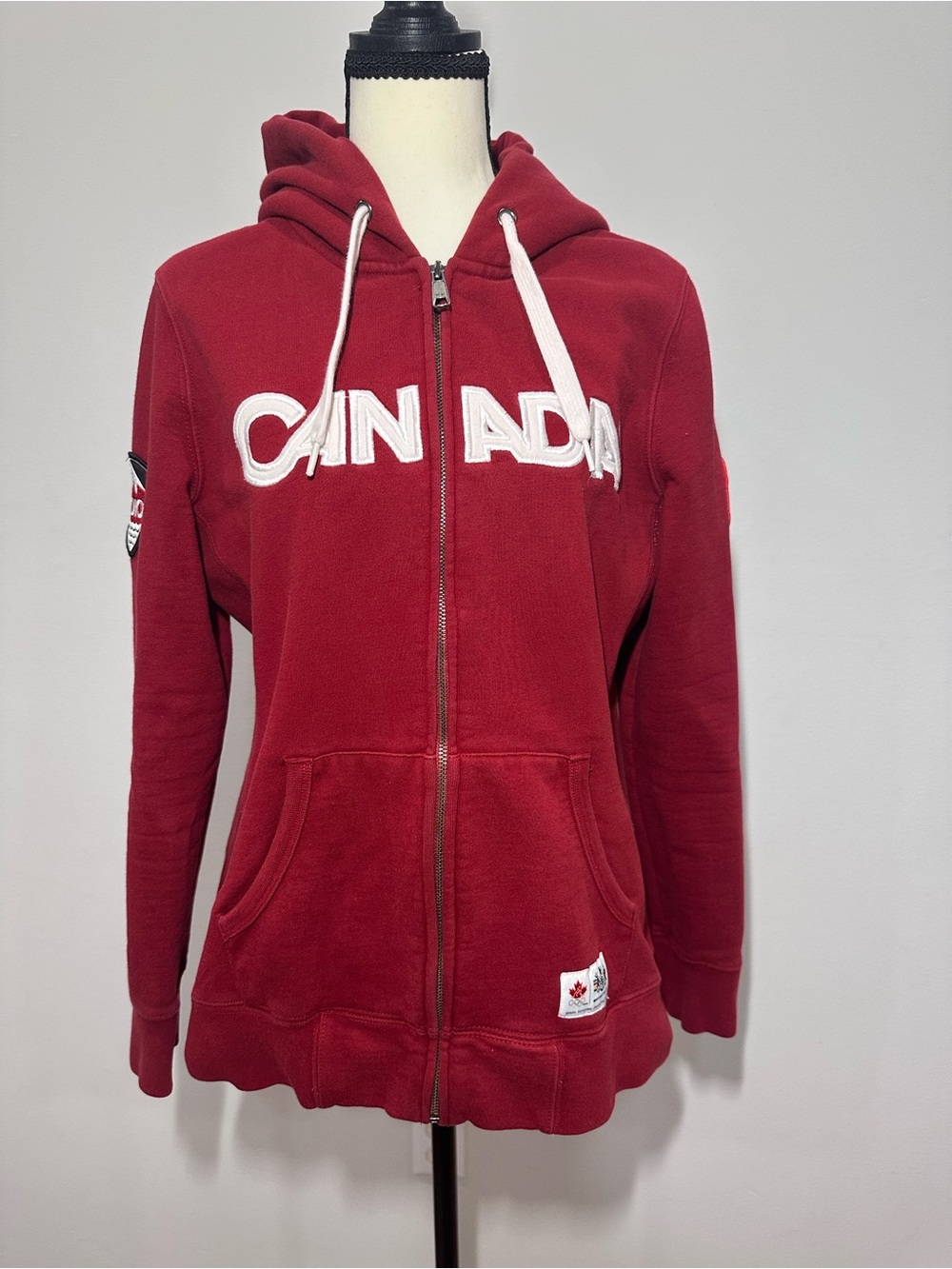 HUDSON’S BAY HBC 2010 Olympics Team Canada Red Zip-Up Hoodie Women’s Size Medium